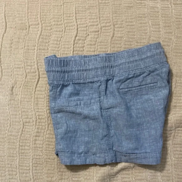 Athleta Light Blue Chambray Shorts, size 10 - Picture 4 of 8